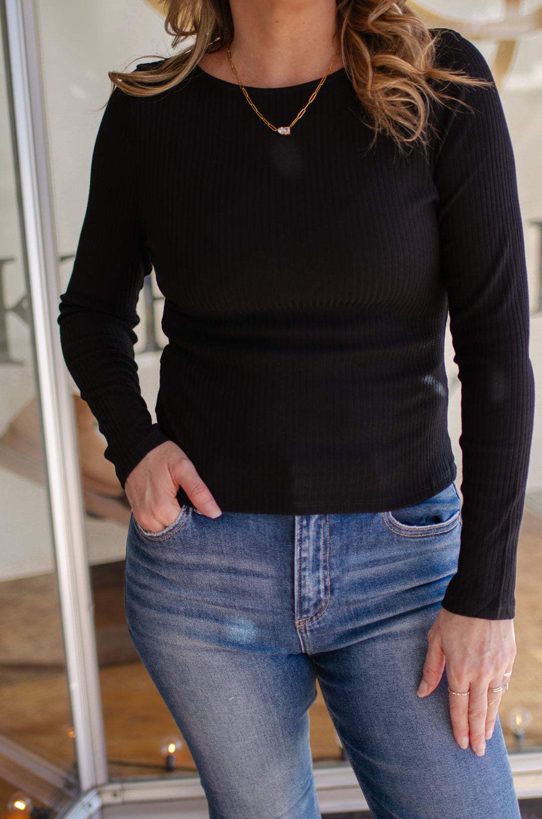 Black Stretch Ribbed Knit Long Sleeve Round Neck Top in Black