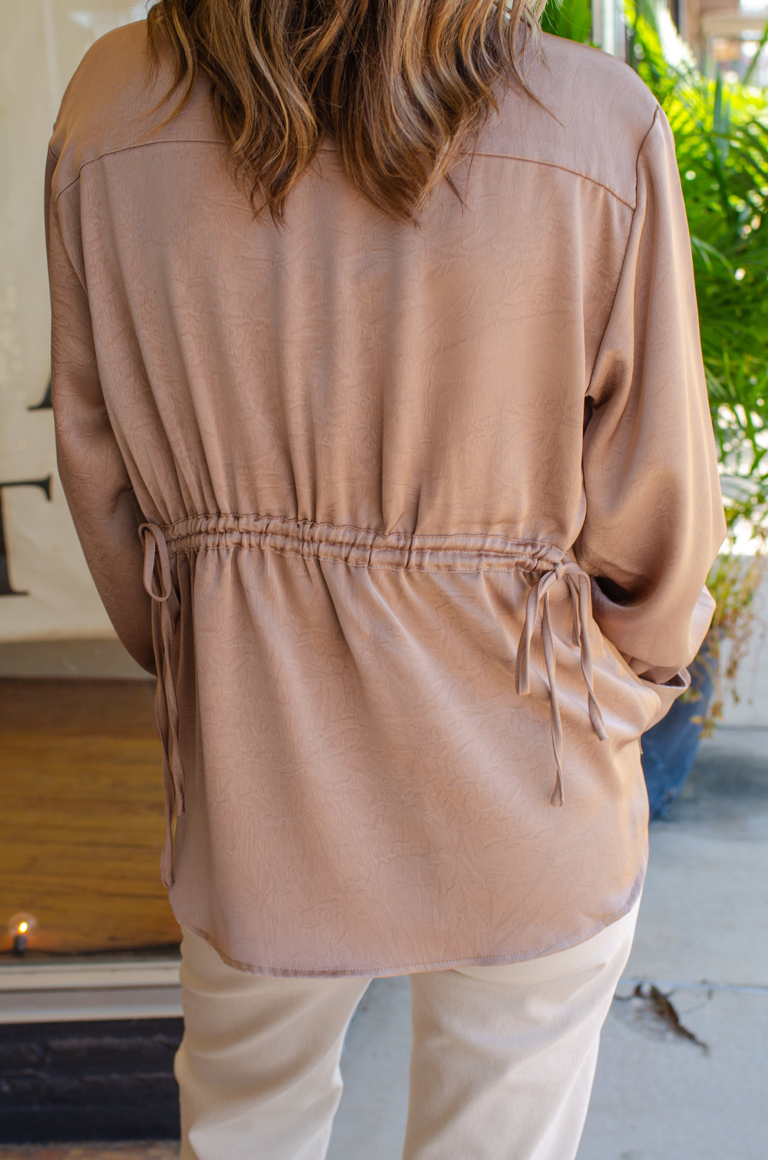 Classic Style 3/4 Sleeve Button Down Top in Latte