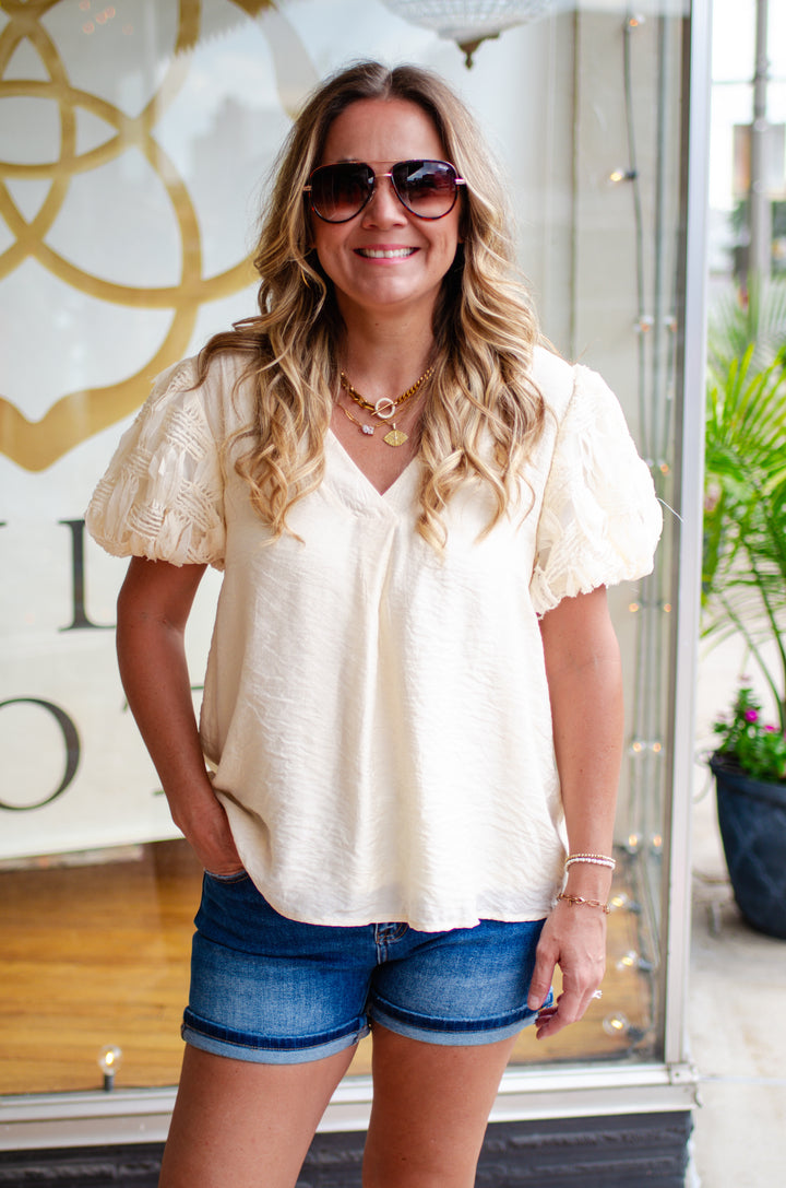 Oh So Chic Top in Cream