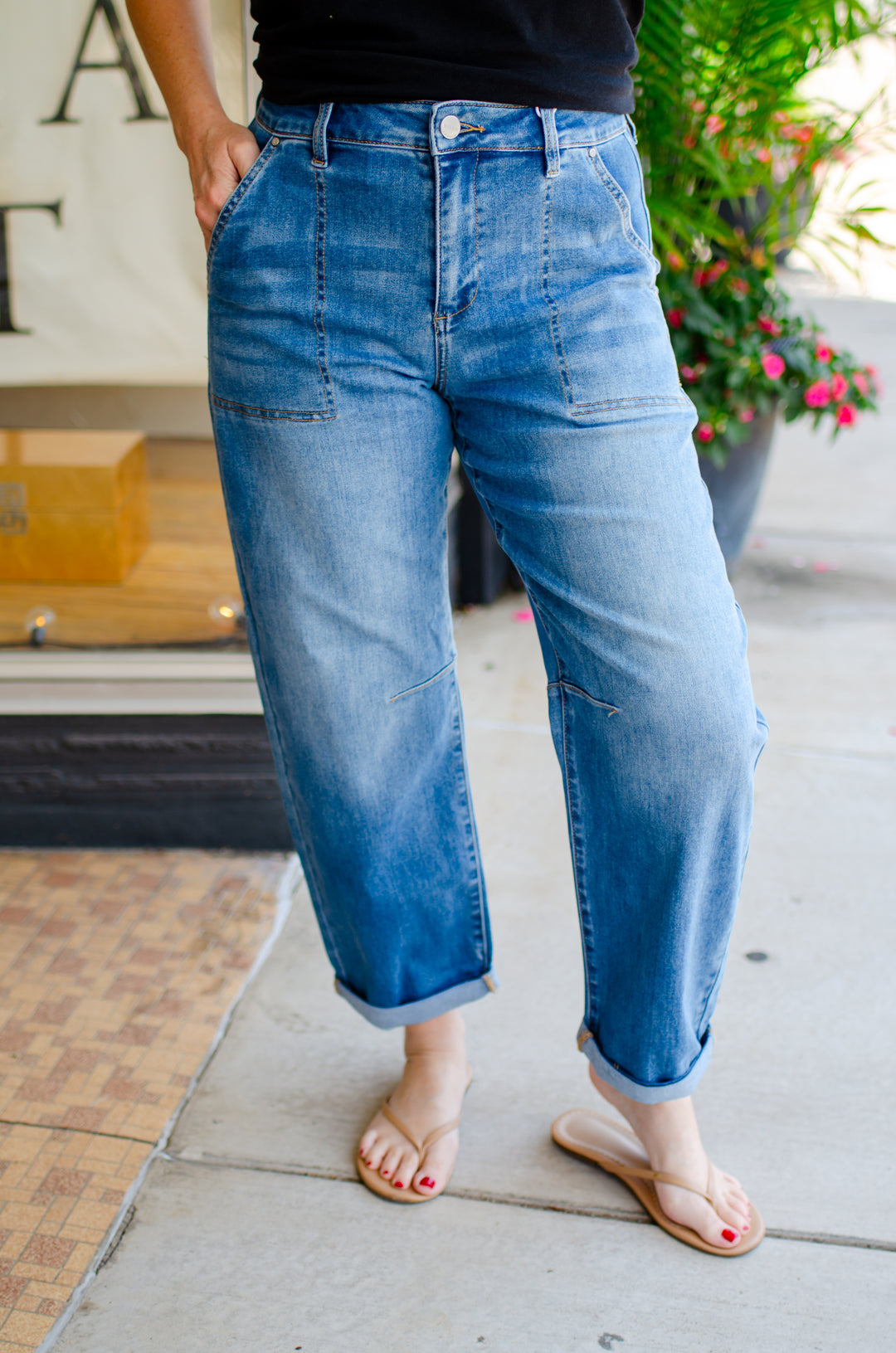 Risen Slouchy Relaxed Barrel Patch Pocket Jeans in Medium Wash