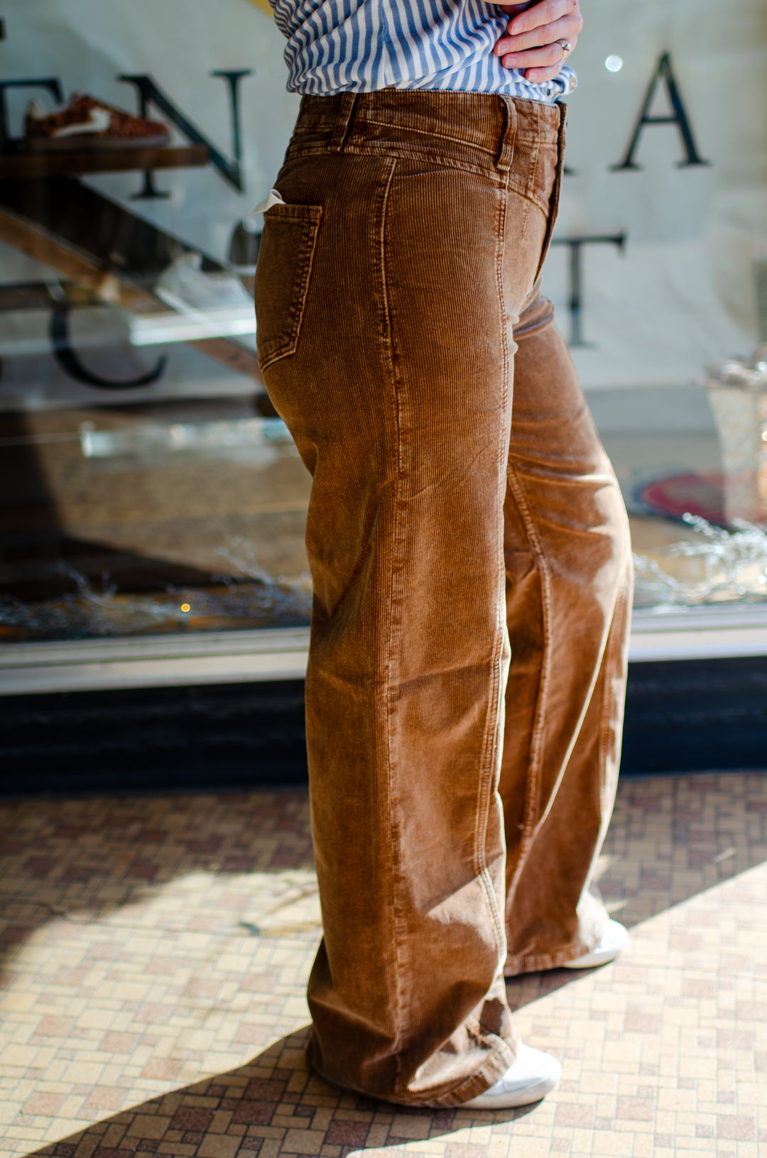 Risen High Rise Wide Front Yoke Corduroy Pants in Mocha