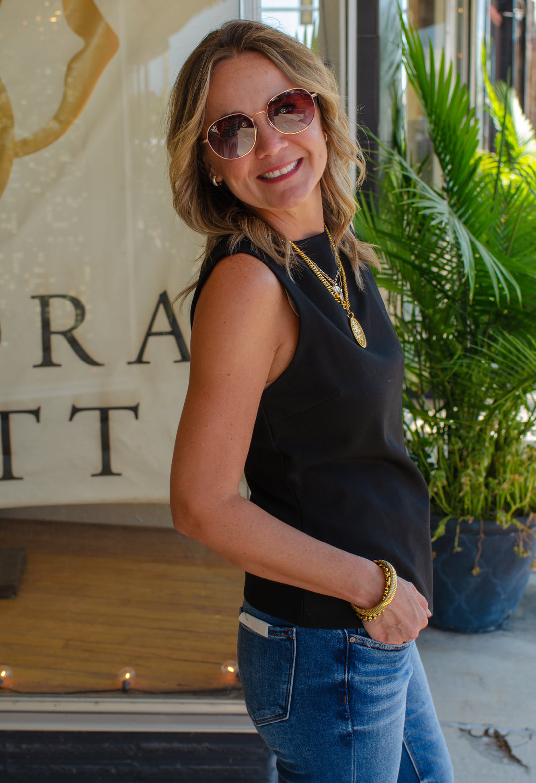 Day Out Black Asymmetrical Gold Button Down Sleeveless Top