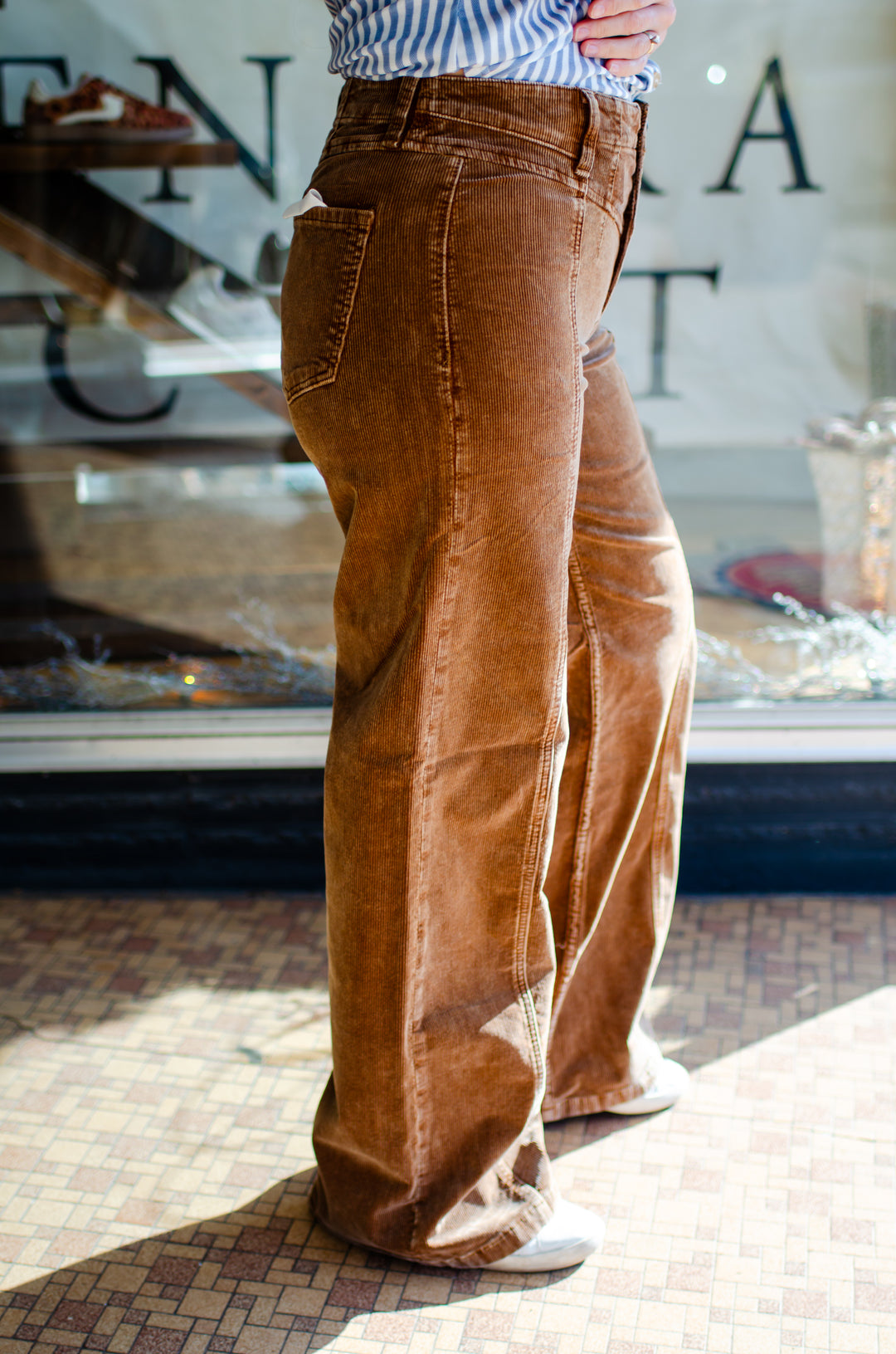 Risen High Rise Wide Front Yoke Corduroy Pants in Mocha