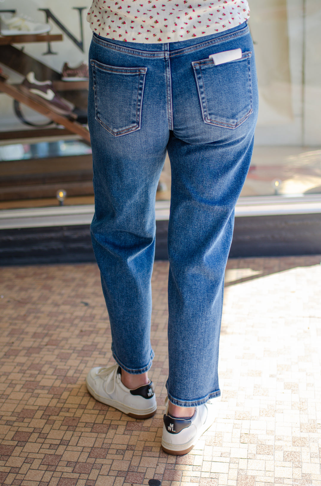 Risen Rise Crop Straight Leg Jeans in Dark Wash