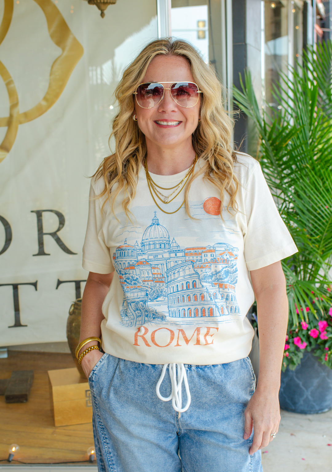 Rome Italy Graphic Fitted Graphic Tee in Ivory