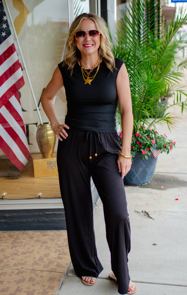 Jet Set Ribbed Stretch Waistline Wide Leg Pant in Black