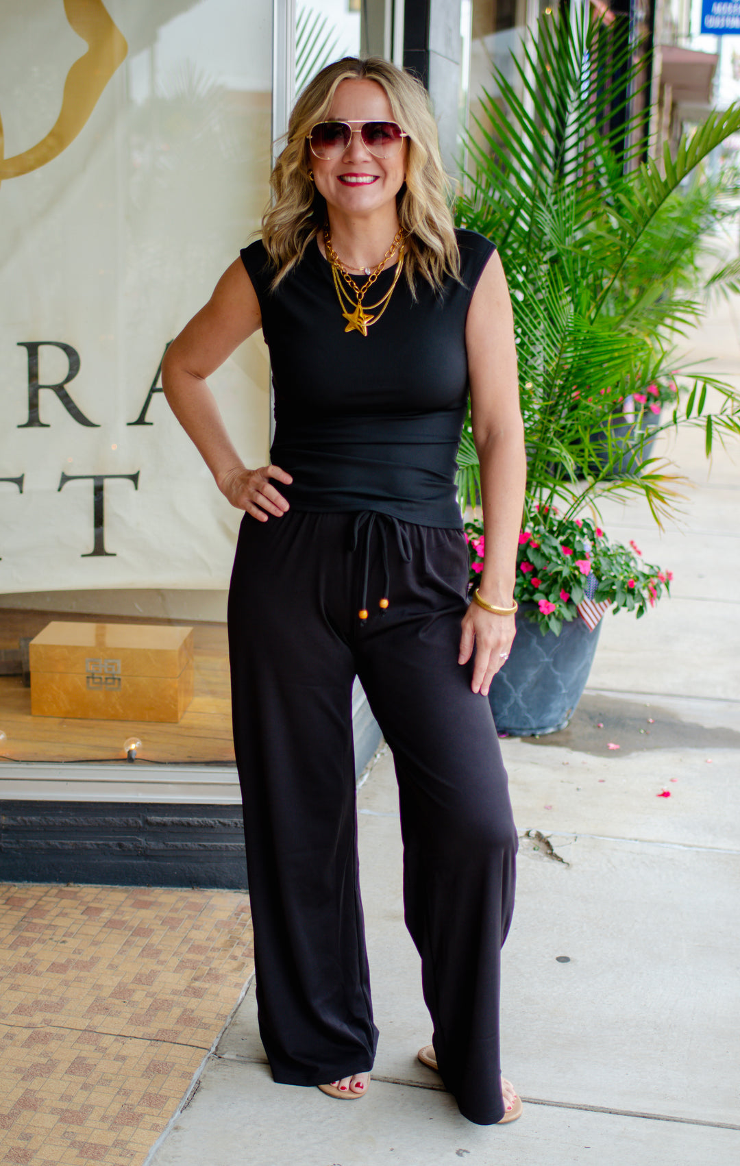 Jet Set Ribbed Stretch Waistline Wide Leg Pant in Black