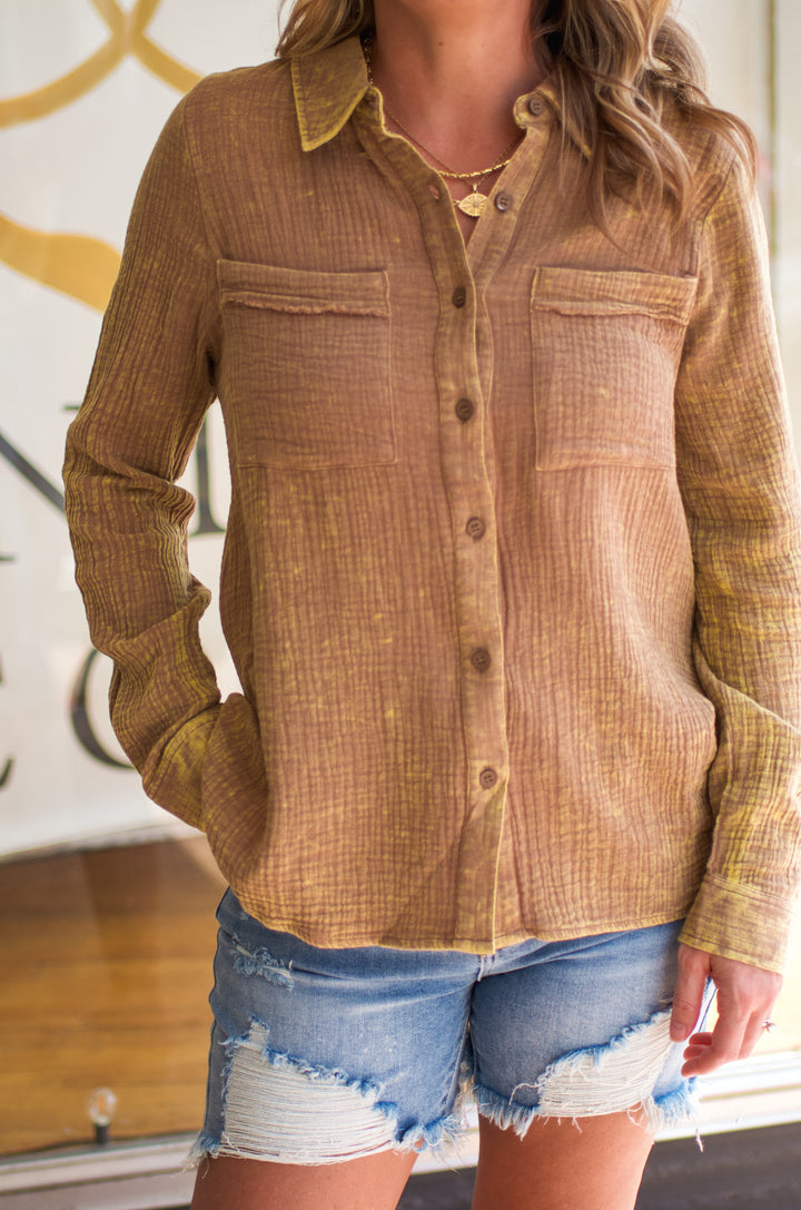 Dreaming of Fall top in Mocha