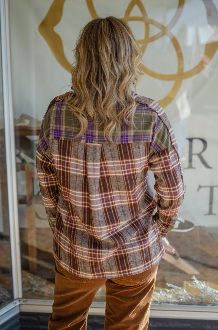 Fall In Love Plaid Button Down Top in Mocha