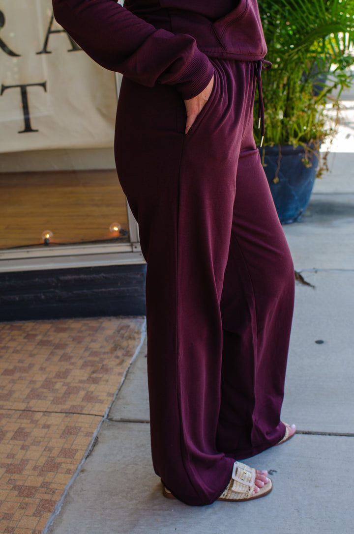 IP9445 Burgundy