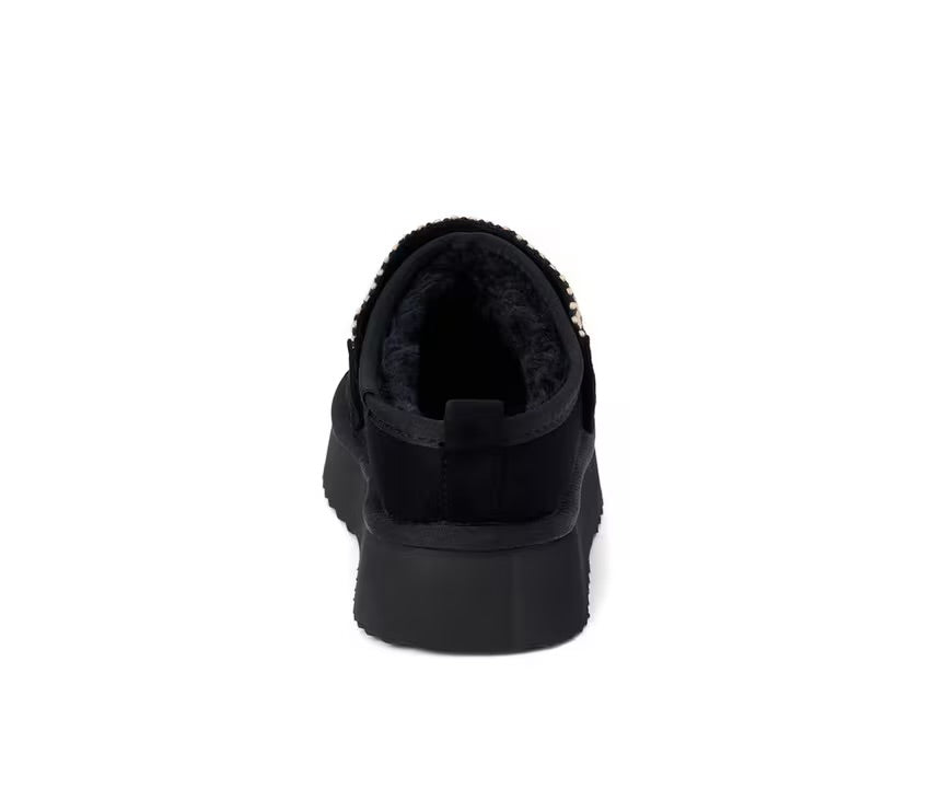 Matisse Storm Winter Clog in Black