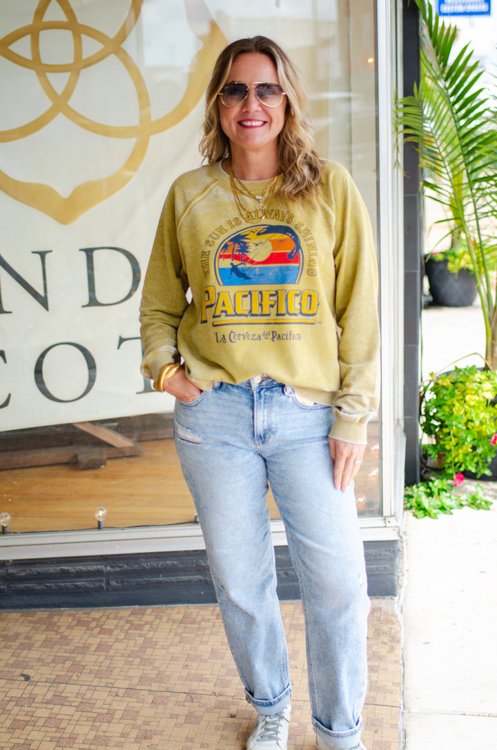 Pacifico Burnout Pullover in Golden Yellow