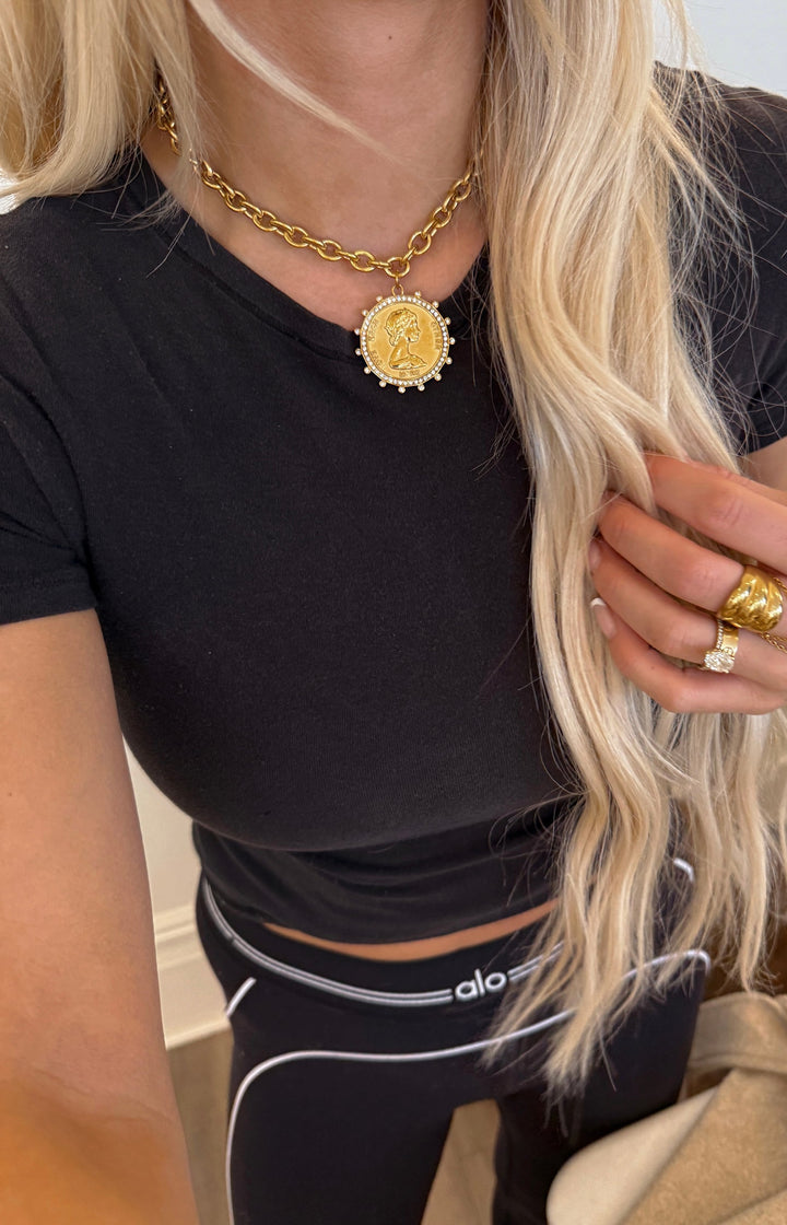 CHANSUTTPEARLS Small Coin Necklace