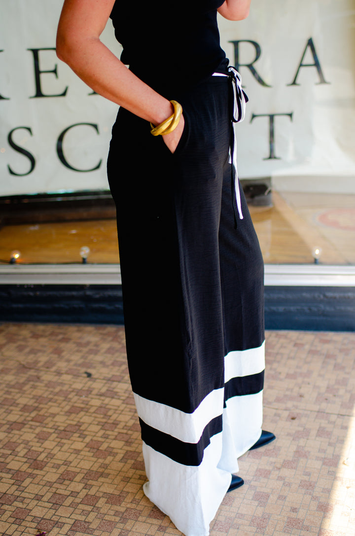 Night & Day Contrast Stripe Pull on Pants in Black & White