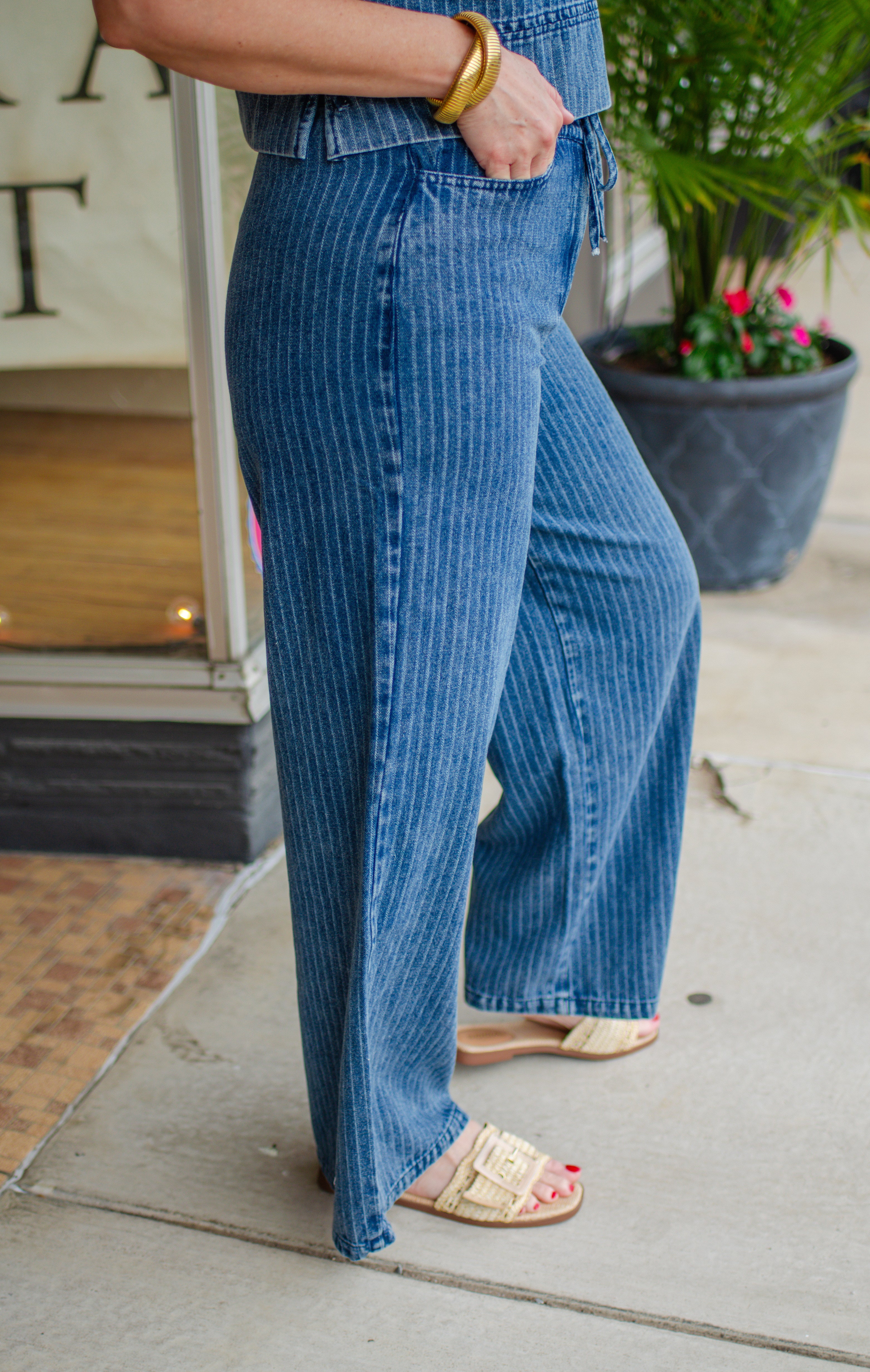 Bold Denim Pinstripe Stretch Tie Front Wide Leg Pants in Dark