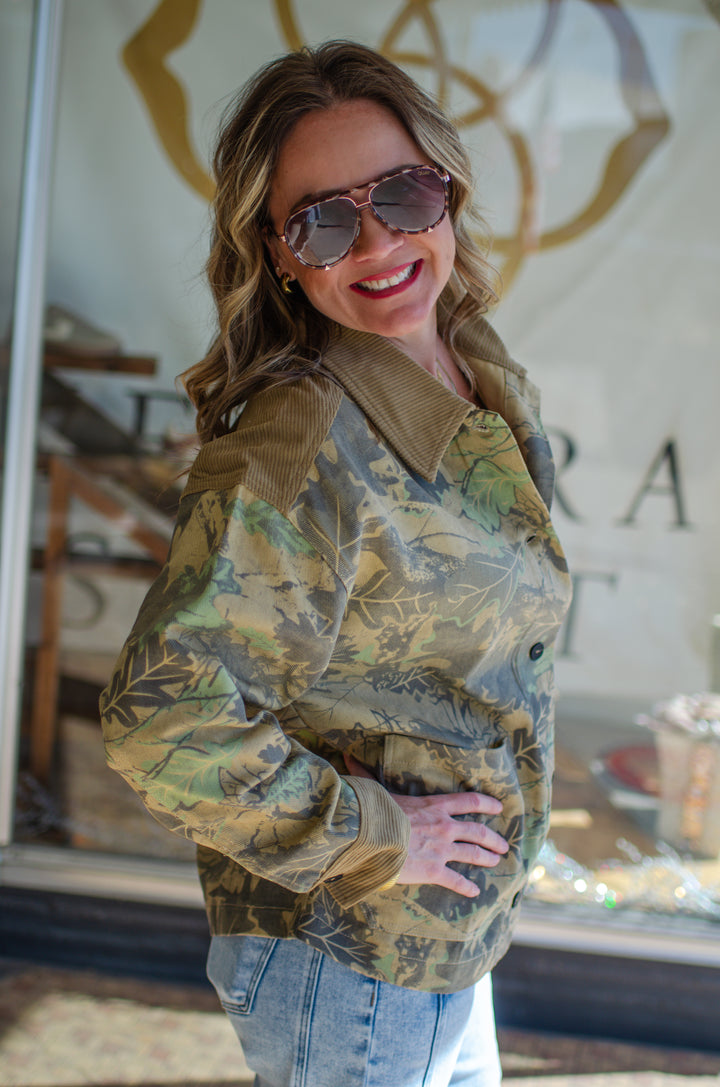 See Through You Camo Corduroy Collar Jacked in Olive Mix