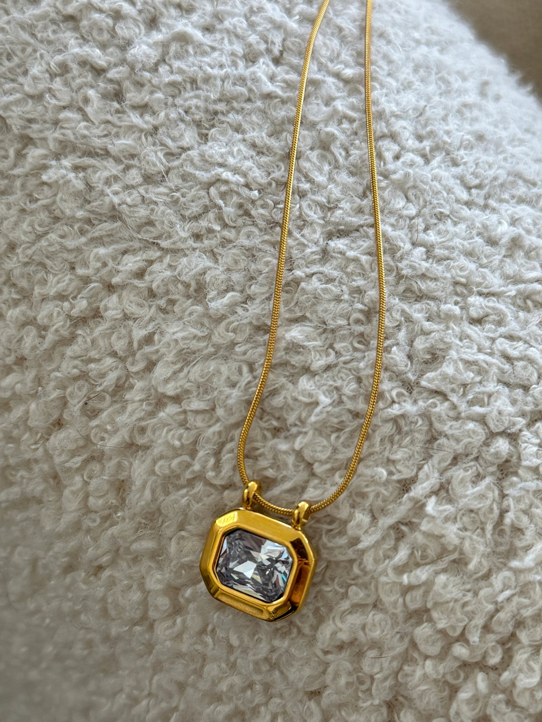 Chansuttpearls Daisy Necklace