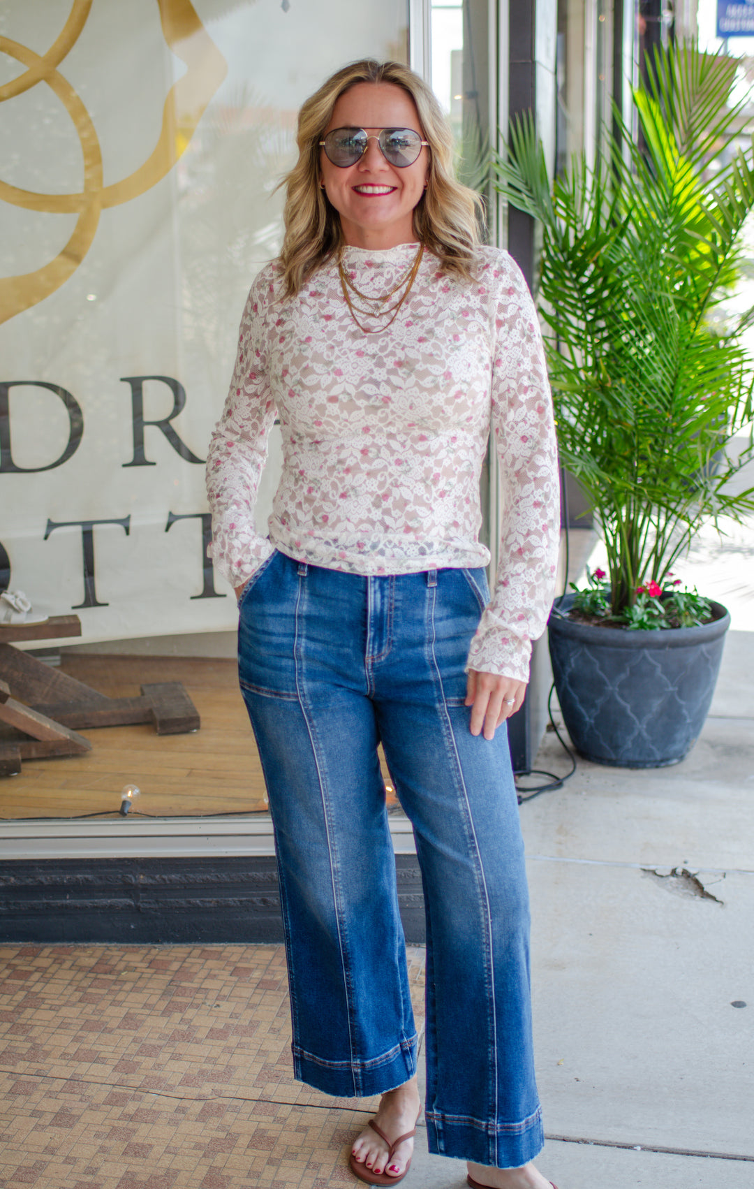 Risen High Rise Crop Straight Front Seam Detailed Jeans in Dark Wash