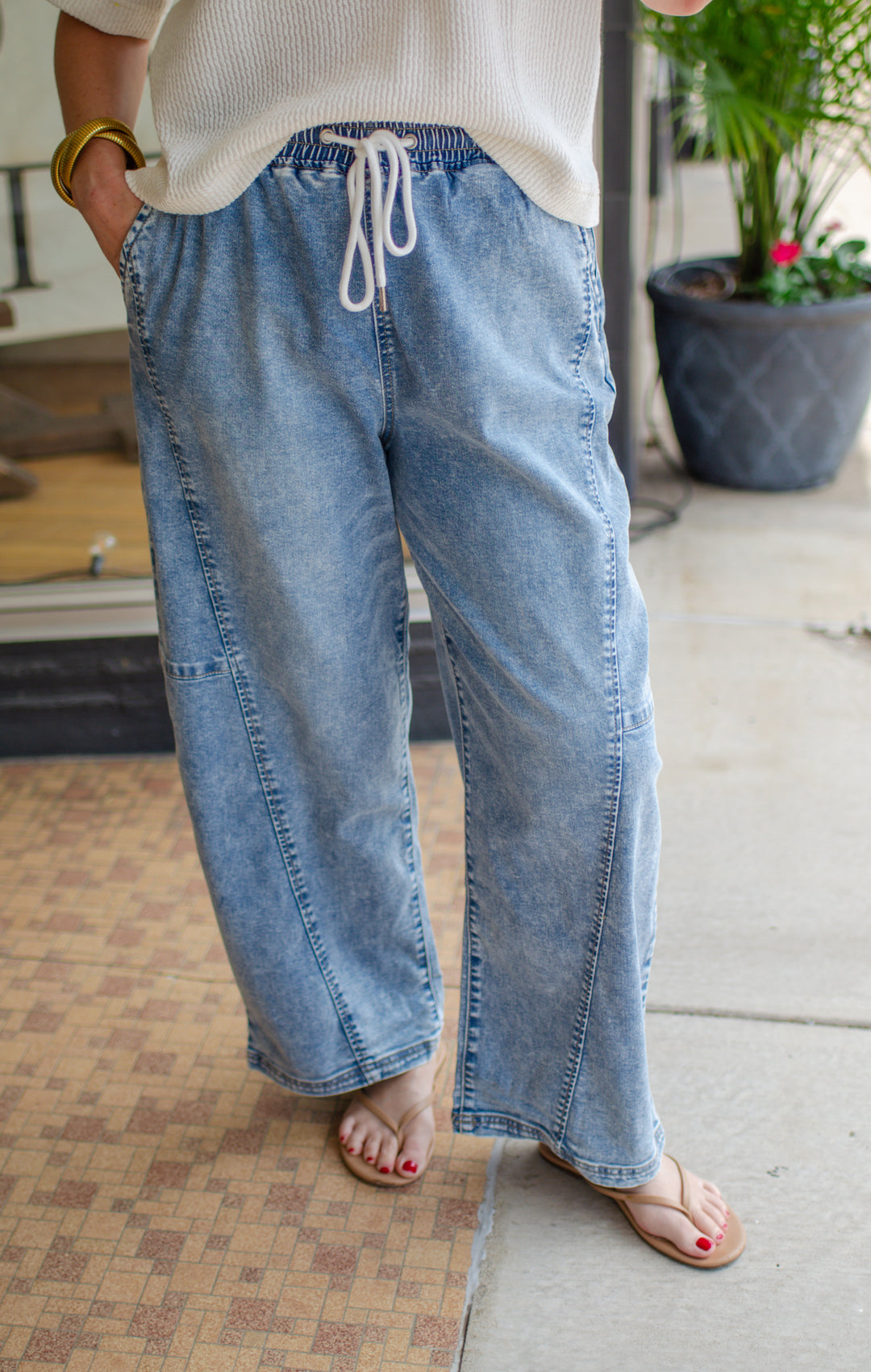 Risen Elastic Band Slouchy Cropped Barrel Jeans