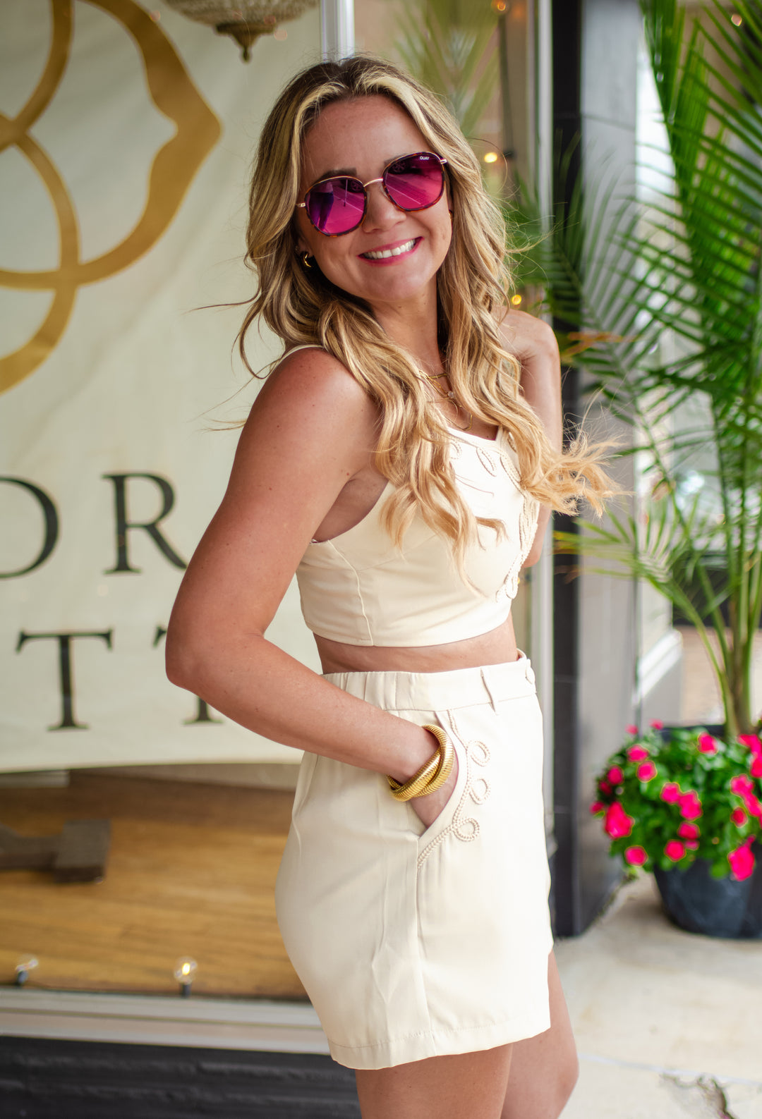 Beach Stroll High Rise Pocket Shorts in Taupe