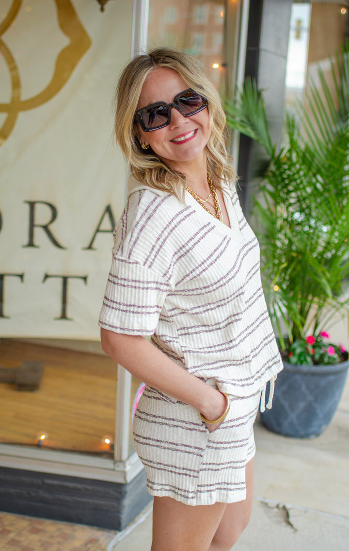 Casual Chic Oatmeal Stripe Knit Shorts in Brown Stripe
