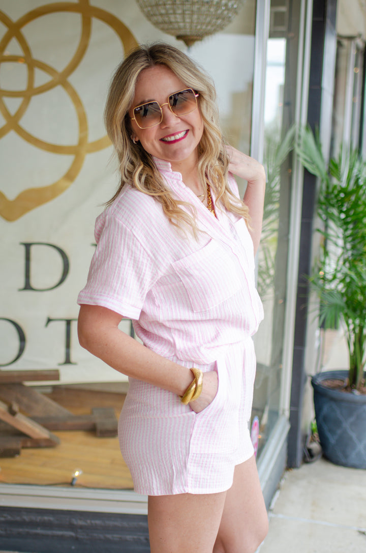 Beach Stroll White & Light Pink Stripe Gauze Pull On Shorts