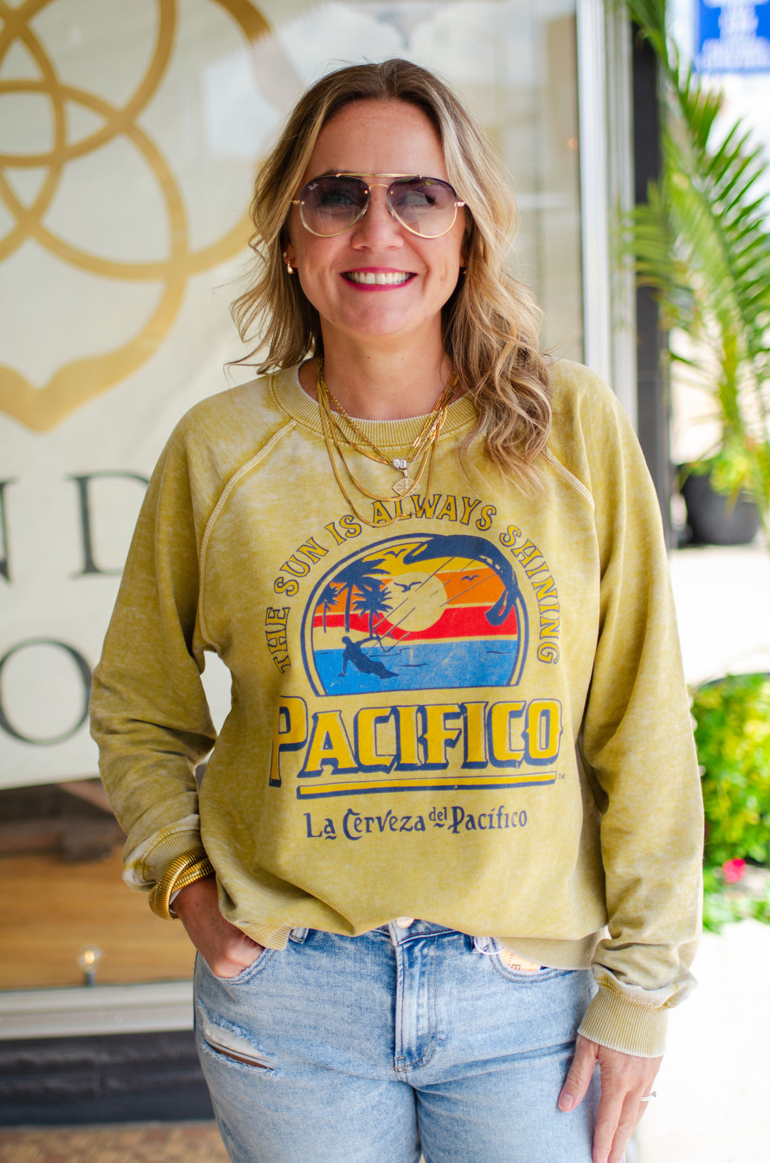 Pacifico Burnout Pullover in Golden Yellow