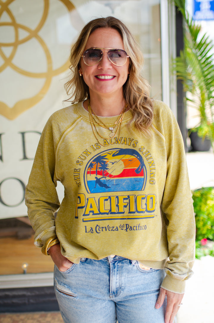 Pacifico Burnout Pullover in Golden Yellow