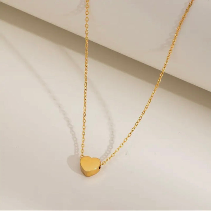 LUXE Love Heart Necklace in 18K Gold Plated