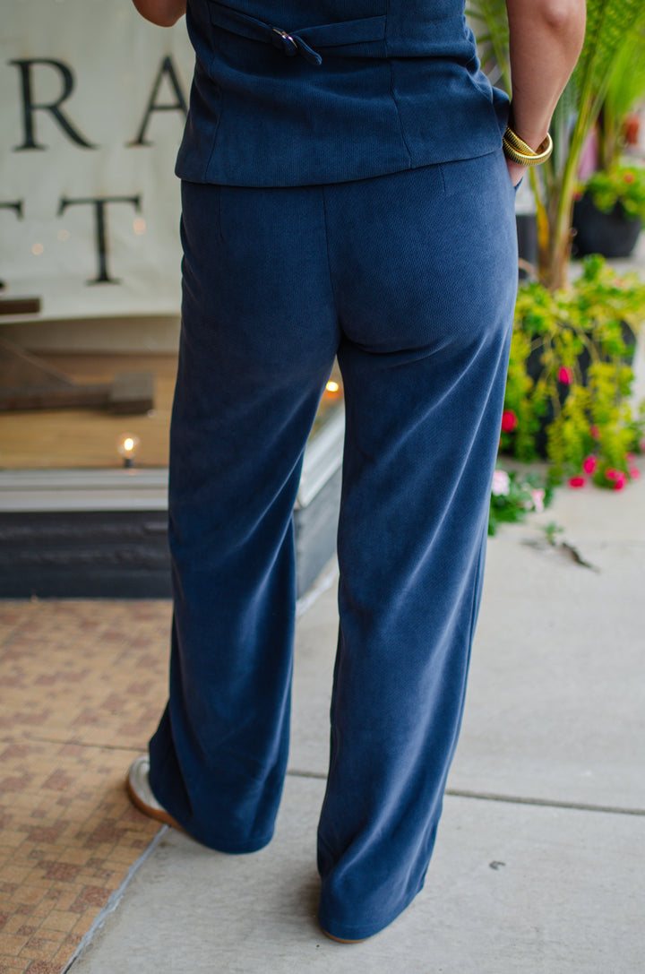 Lux Life Trouser Pant in Navy