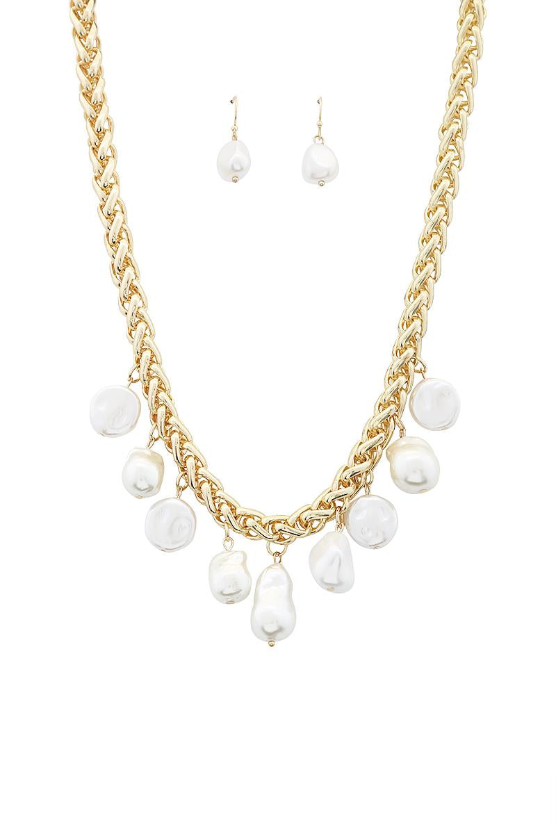 Gold Chain Necklace with Multiple Pearl Drops
