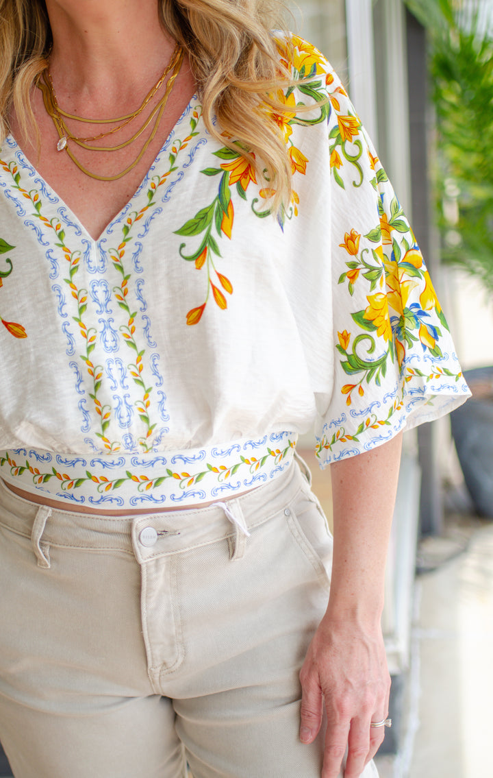 Amalfi Coast Floral Printed Kimono Sleeve Top in Yellow