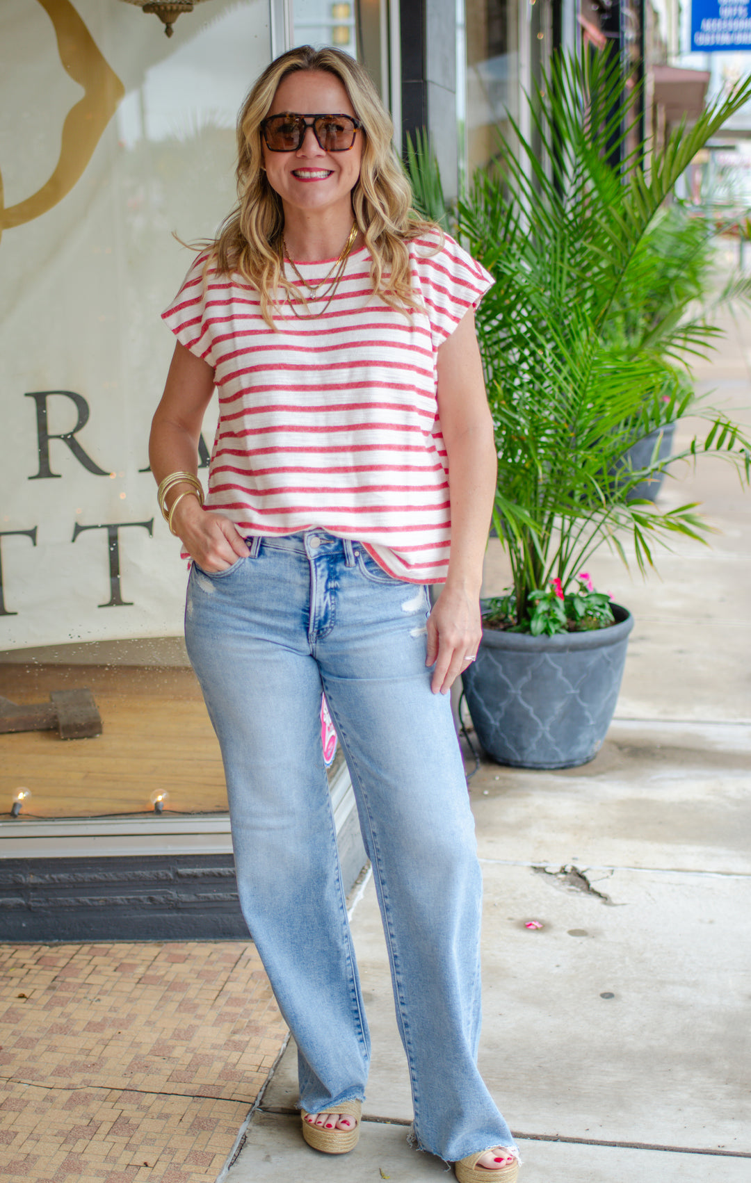 Risen Tummy Control Mid Rise Wide Leg Jeans in Light Wash