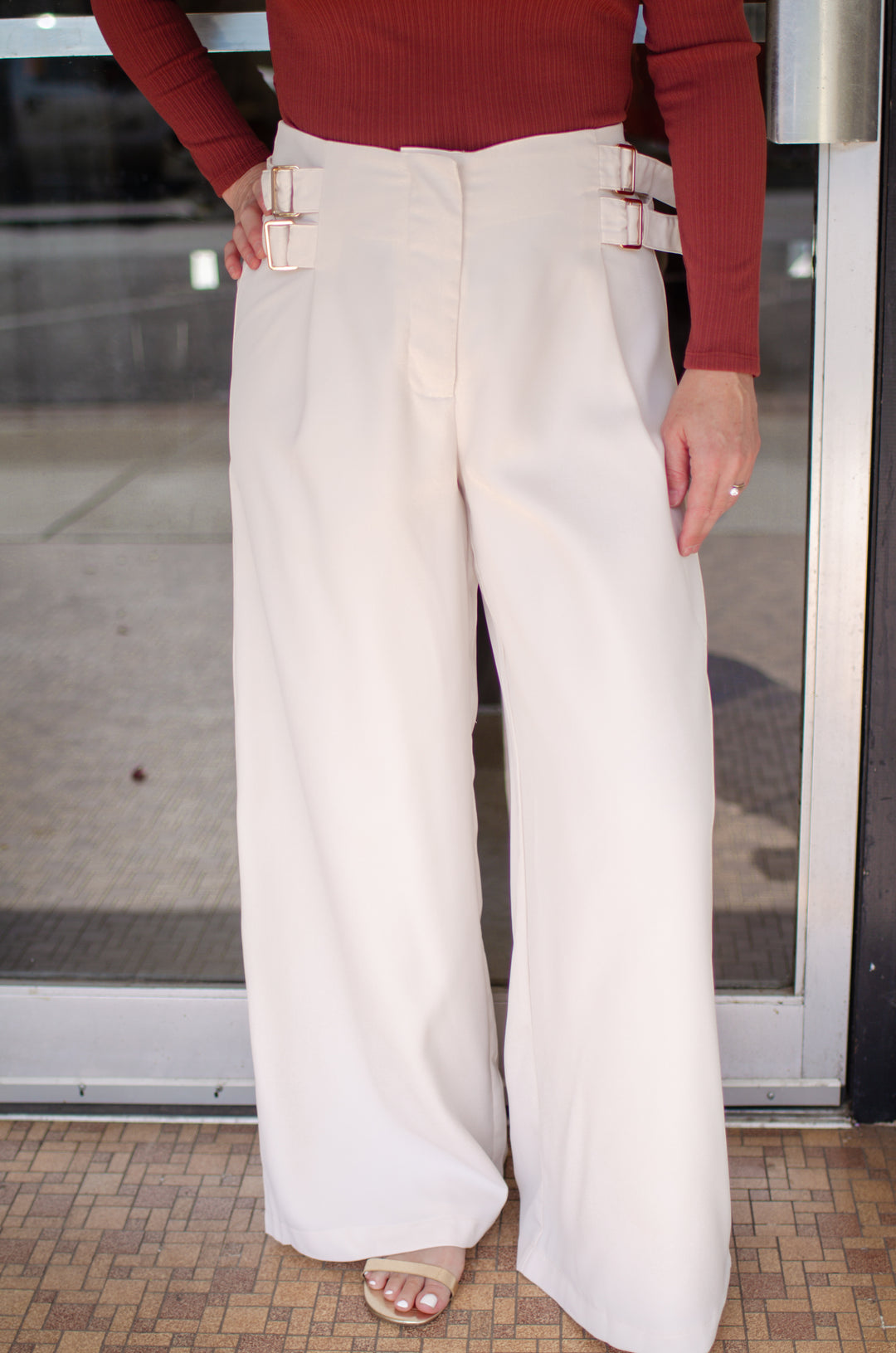 Pure Class Double Buckle Wide Leg High Rise Pant in Cream