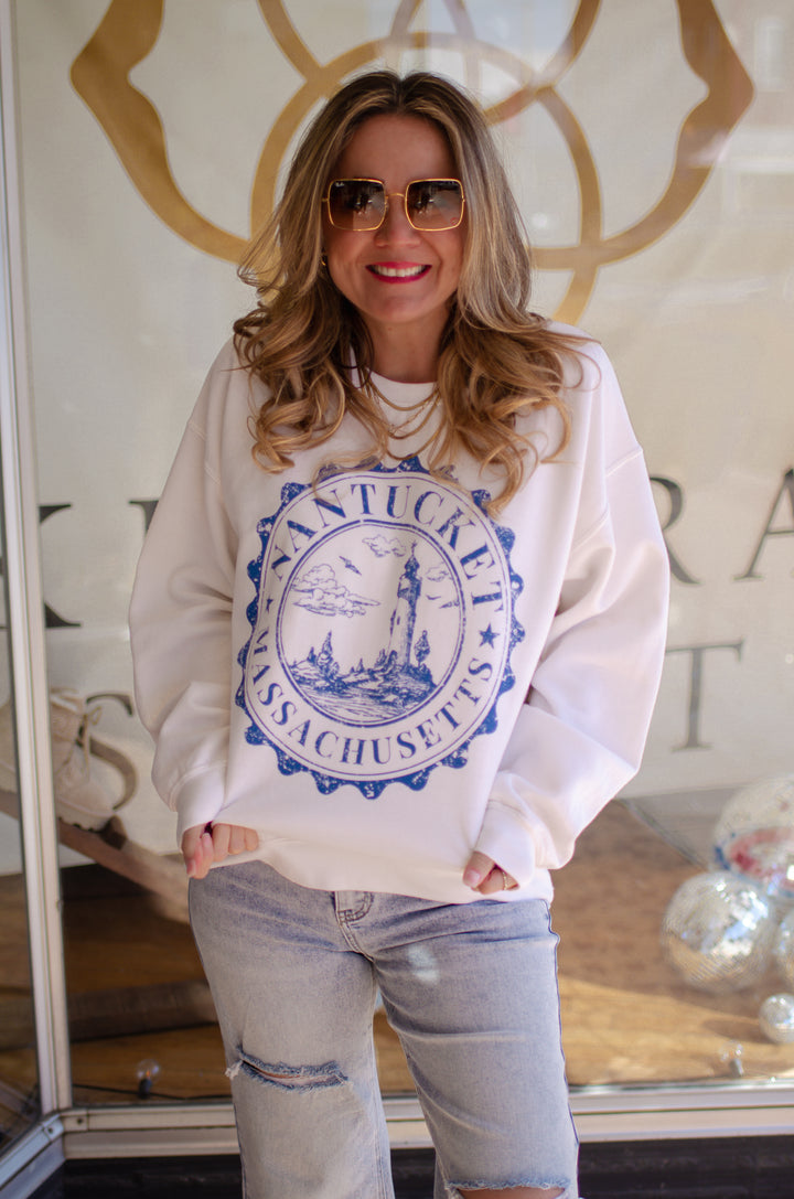 Nantucket Graphic Oversized Sweatshirt in White