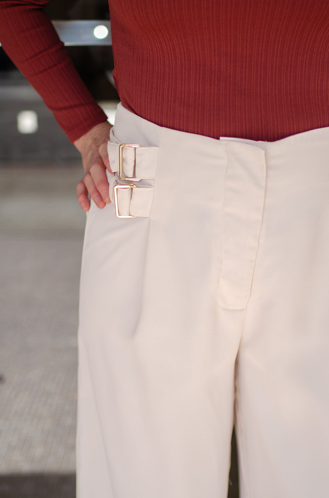 Pure Class Double Buckle Wide Leg High Rise Pant in Cream