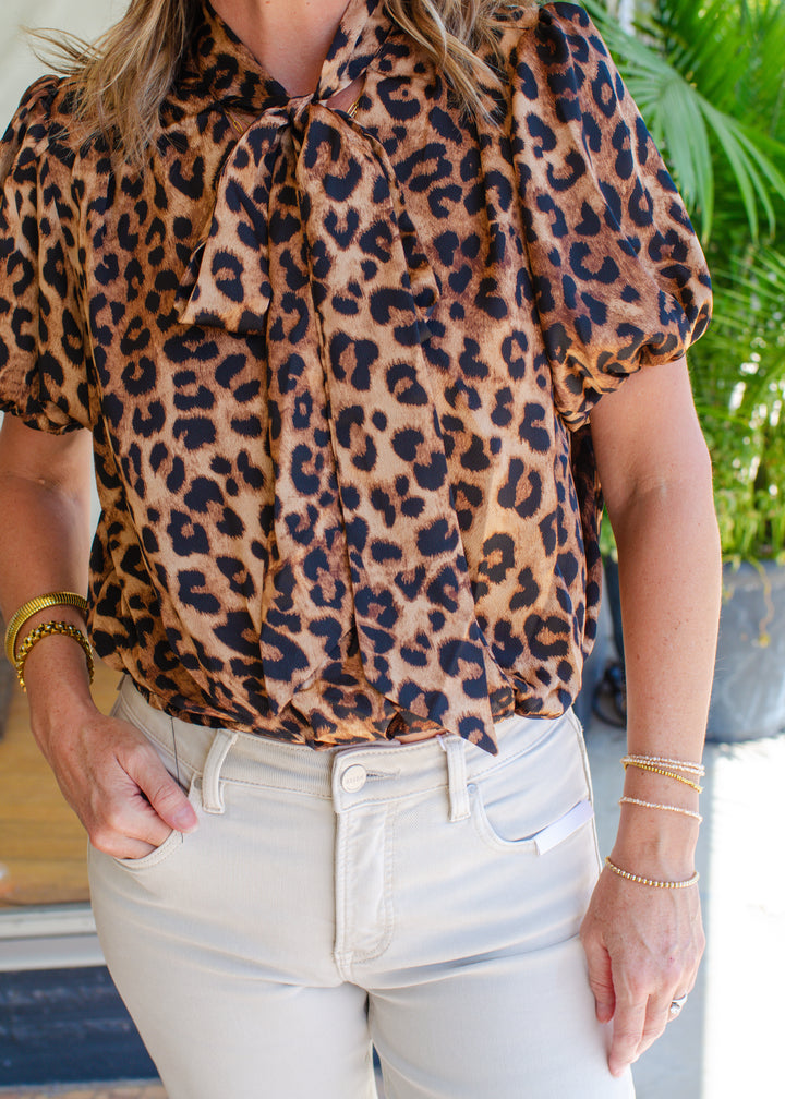 Bold Ways Leopard Neck Short Sleeve Top