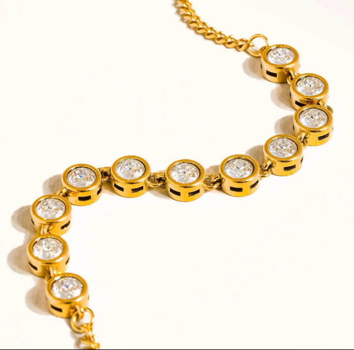 Luxe 18k Gold Plated Non-Tarnish Rhinestone Chain Bracelet