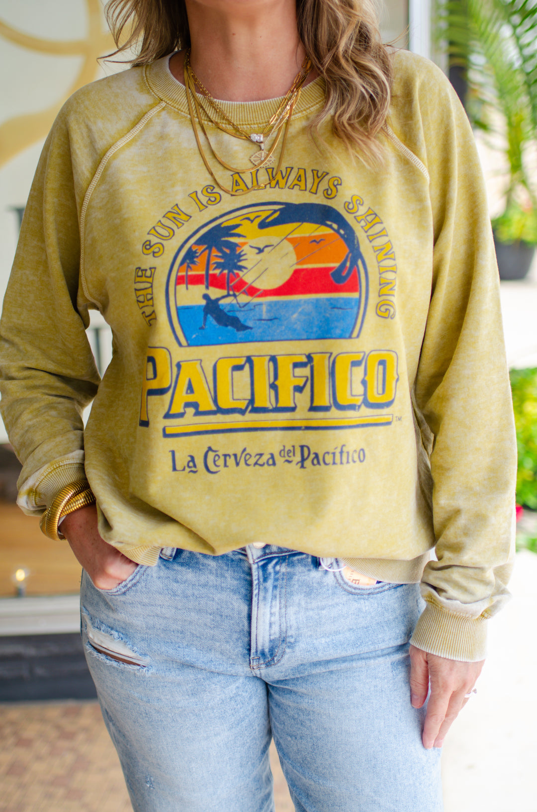 Pacifico Burnout Pullover in Golden Yellow