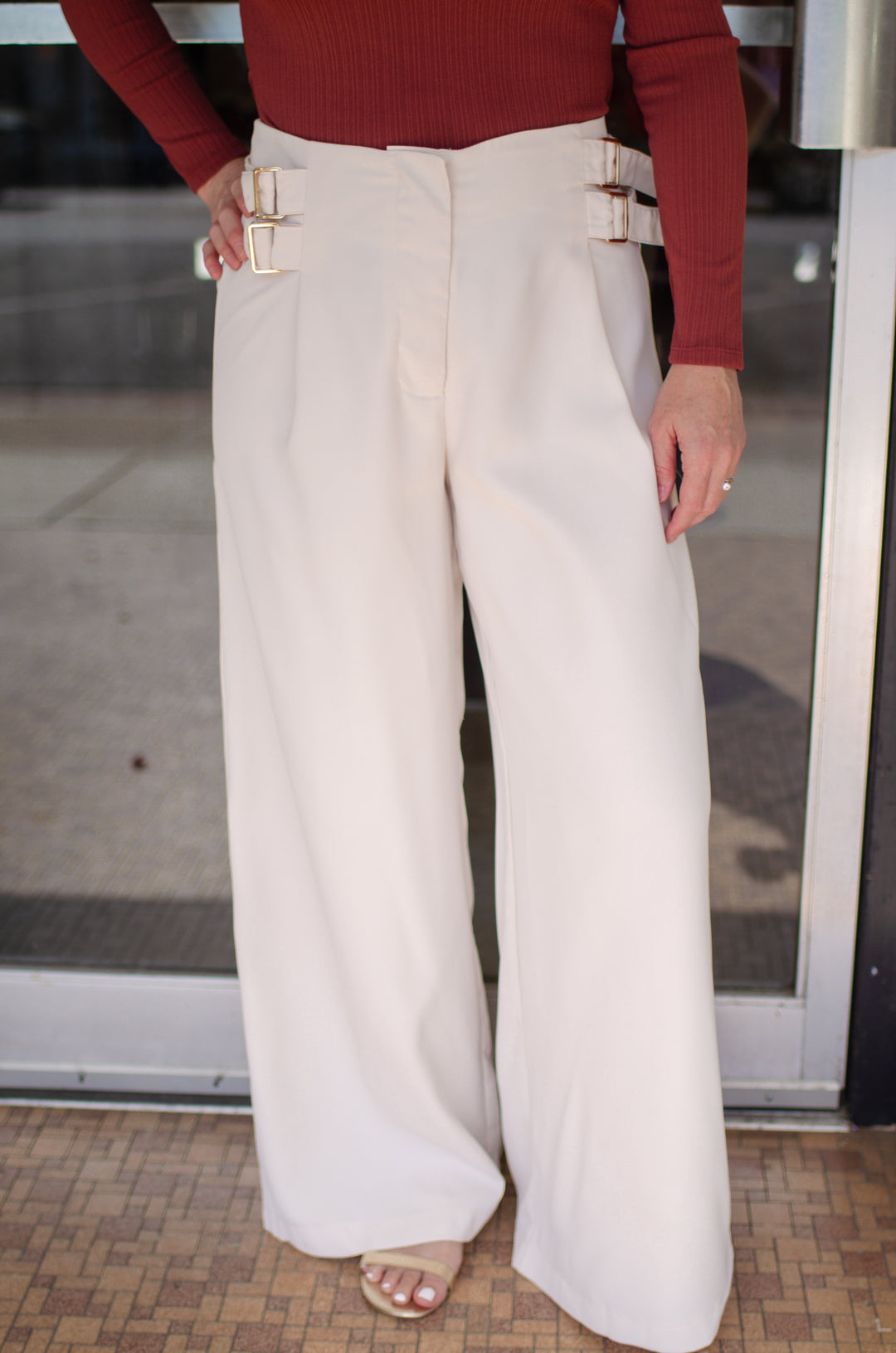 Pure Class Double Buckle Wide Leg High Rise Pant in Cream