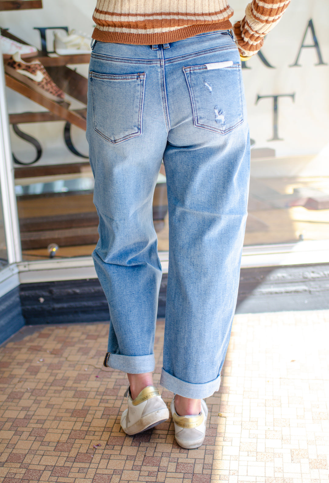 Risen Slouchy Ankle Length Barrel Jeans with Cuff in Medium