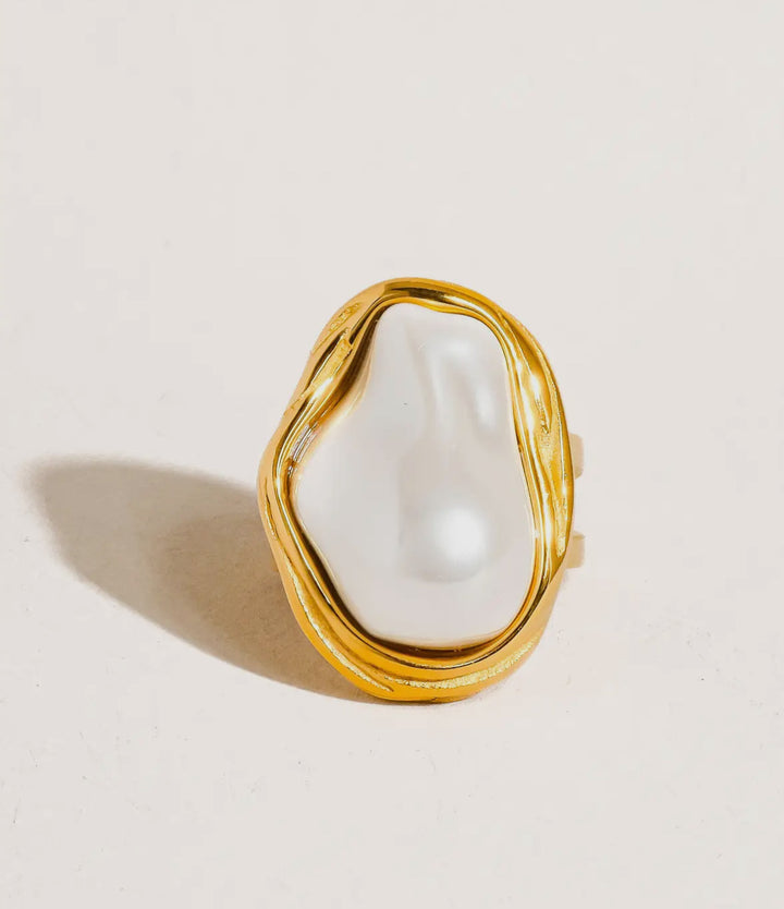 LUXE Pearly 18K Gold Plated Classic Pearl Round Ring