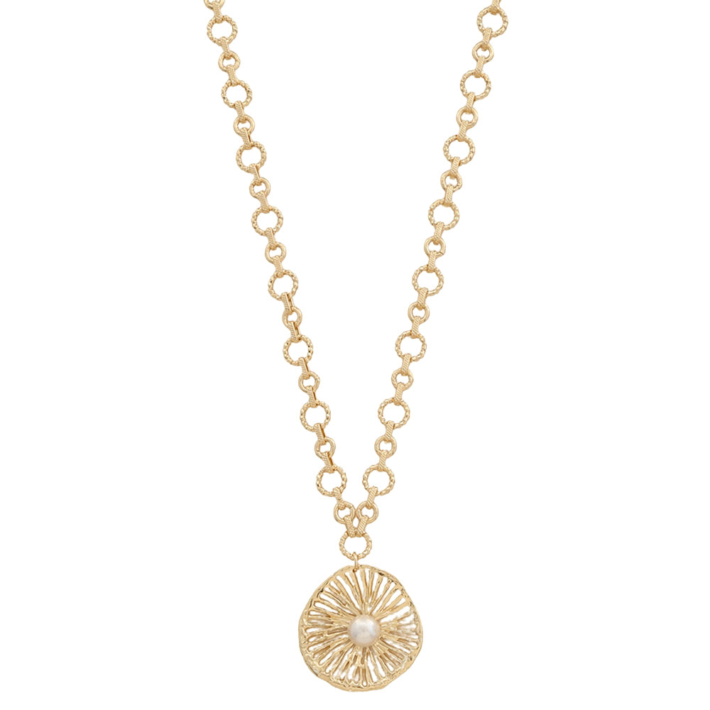 Circular Center Pearl Pendant Link Necklace