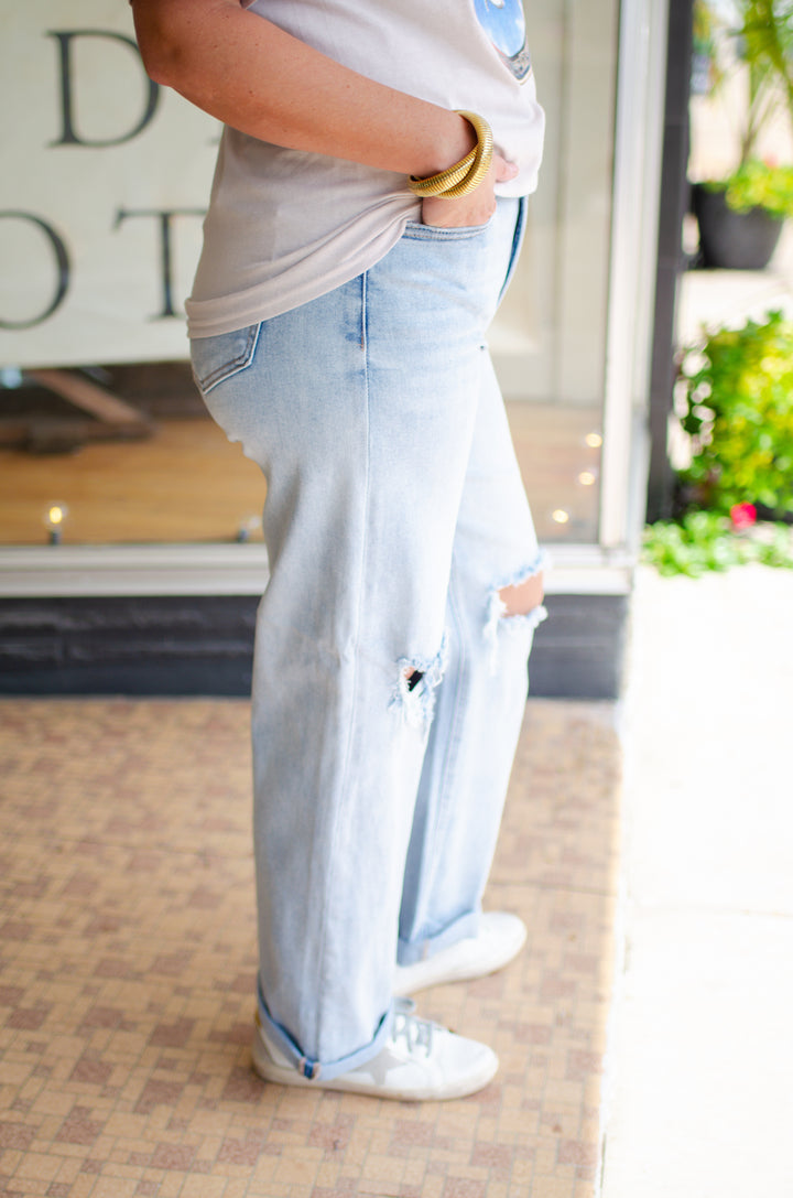 Risen Mid Rise Boyfriend Fit Cut Off Jeans in Light Wash