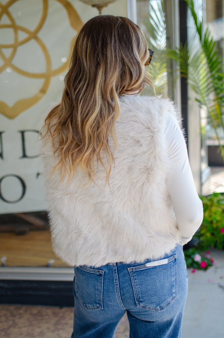 Glam Fur Vest in Ecru