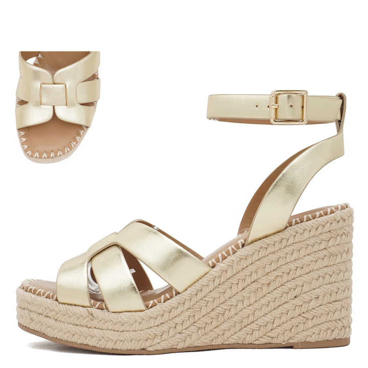 Make A Statement Gold Raffia Wedge