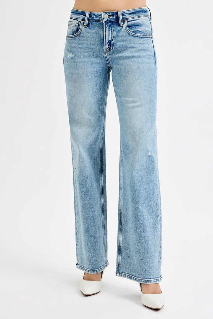 Risen Low Rise Wide Leg Jeans in Medium Wash