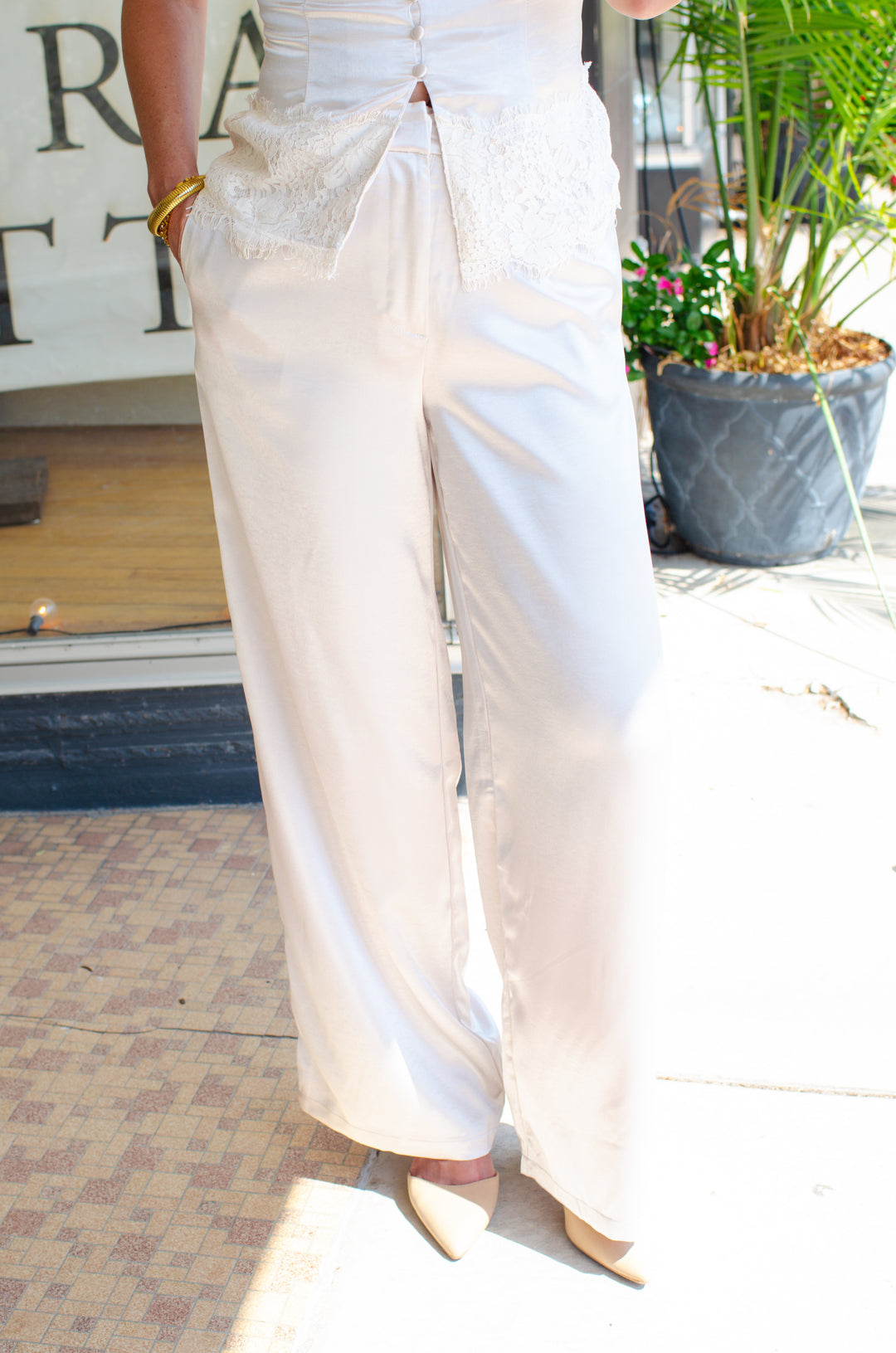 Fall Romance High Rise Satin Wide Leg Pant in Champagne