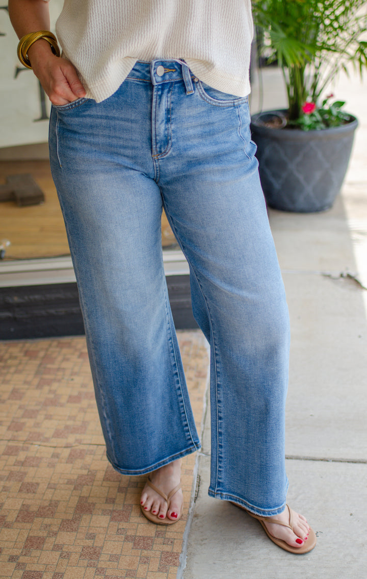 Risen Slouchy Crop Wide Leg Jeans