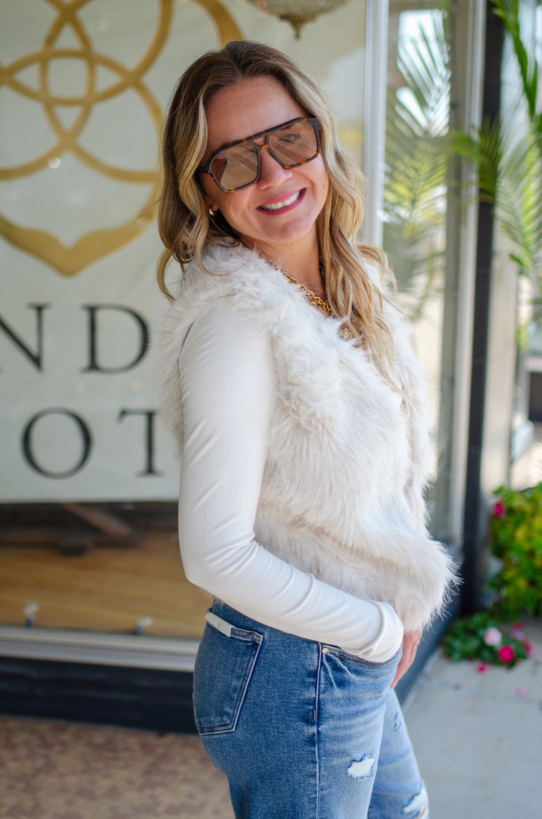 Glam Fur Vest in Ecru